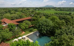 Sigiriya Jungles Resort & Spa